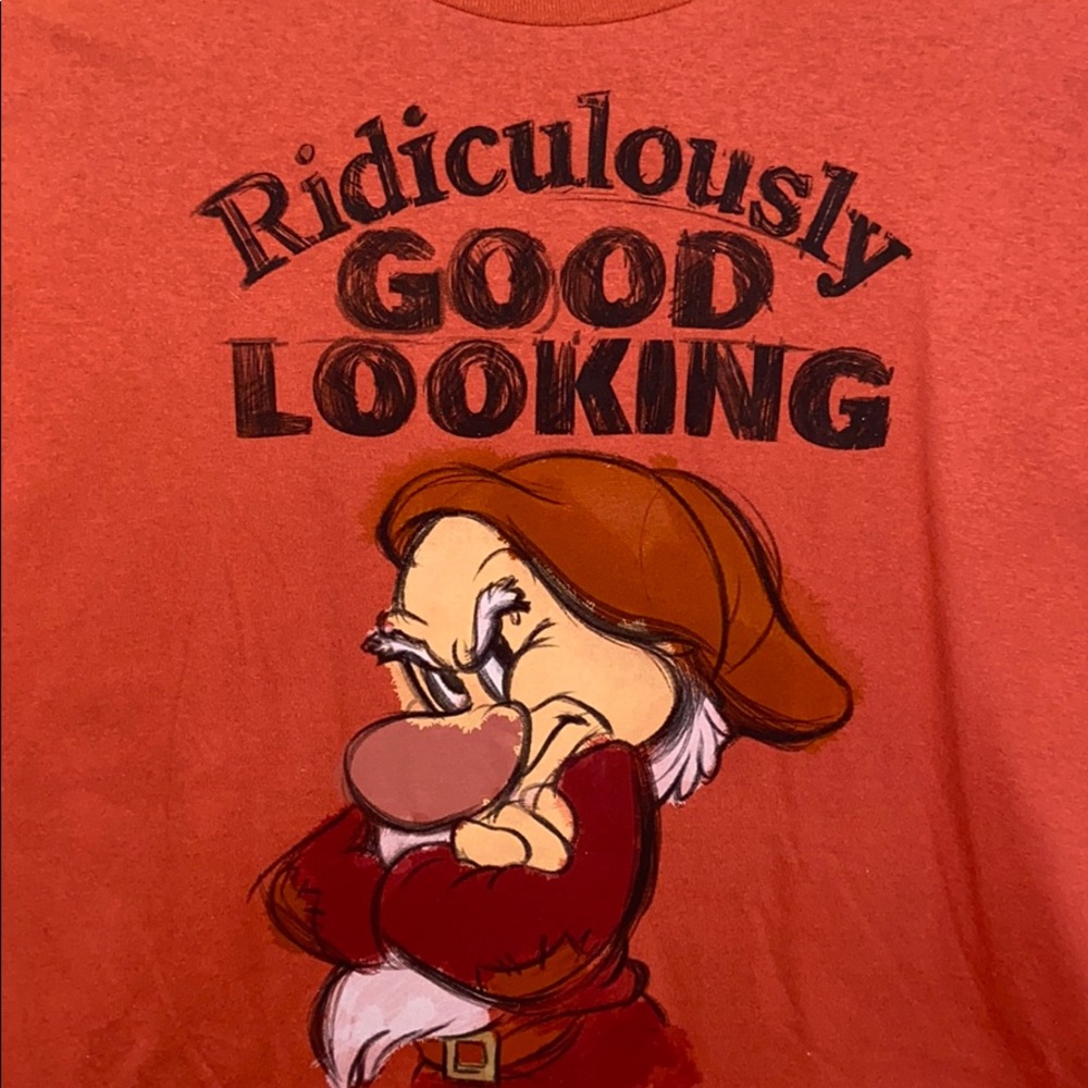 NWOT Men’s Disney Grumpy Short Sleeve
